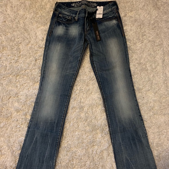 Express Jeans size 4 Barely Boot Zelda Slim Fit - Picture 2 of 2